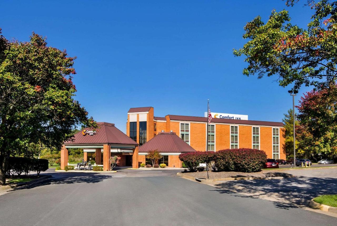 Comfort Inn Virginia Horse Center Lexington Dış mekan fotoğraf