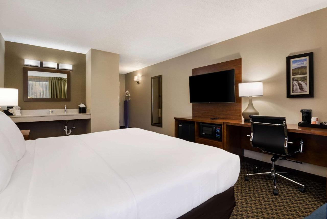 Comfort Inn Virginia Horse Center Lexington Dış mekan fotoğraf