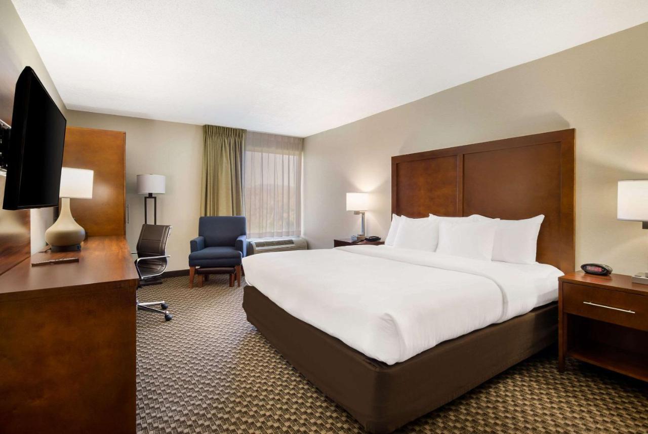 Comfort Inn Virginia Horse Center Lexington Dış mekan fotoğraf