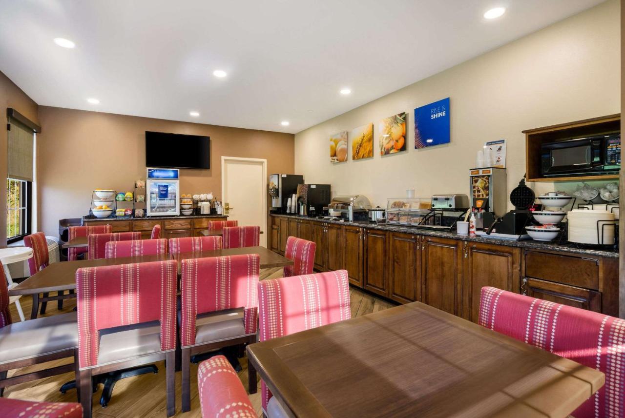 Comfort Inn Virginia Horse Center Lexington Dış mekan fotoğraf